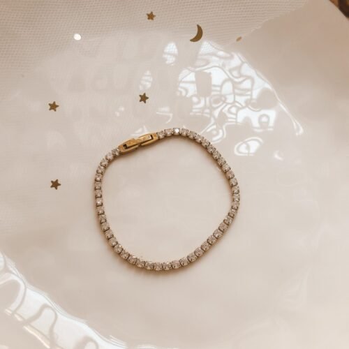 Helenis Tennis Bracelet